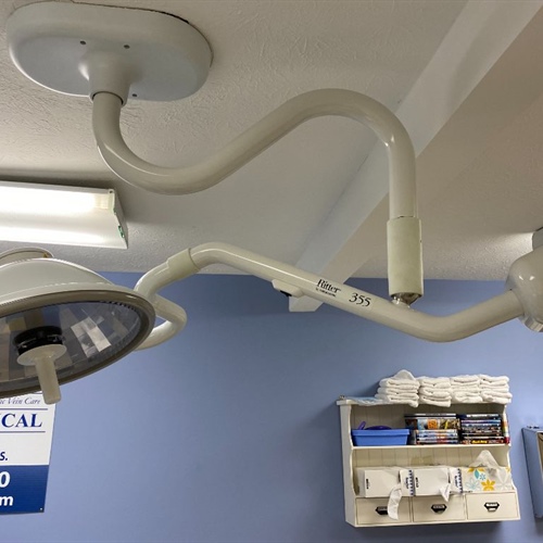 Ceiling Mount Surgical LIGHT